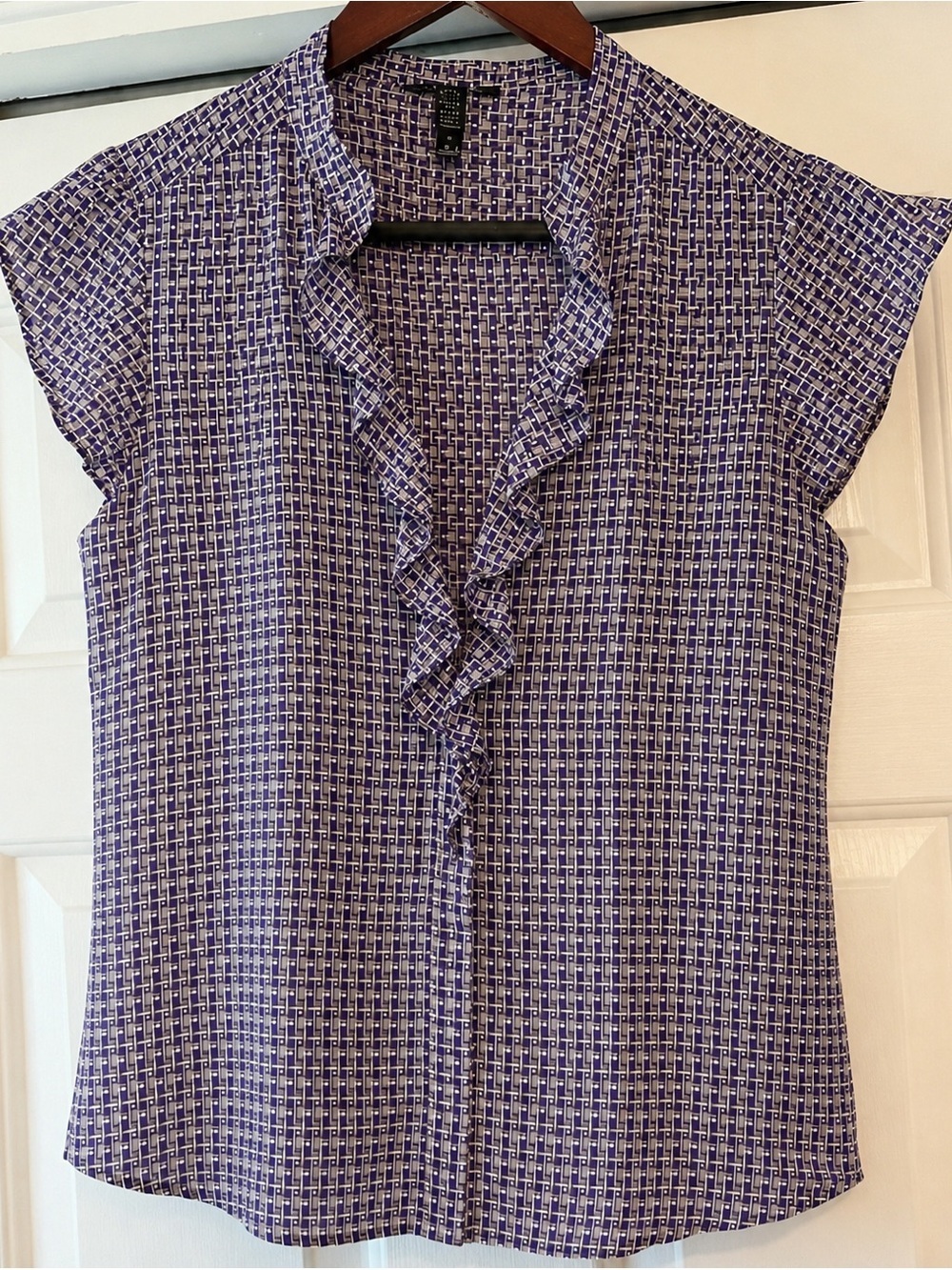 Banana Republic Purple Silk Blend Ruffled V-neck Cap Sleeve Top EUC M #738